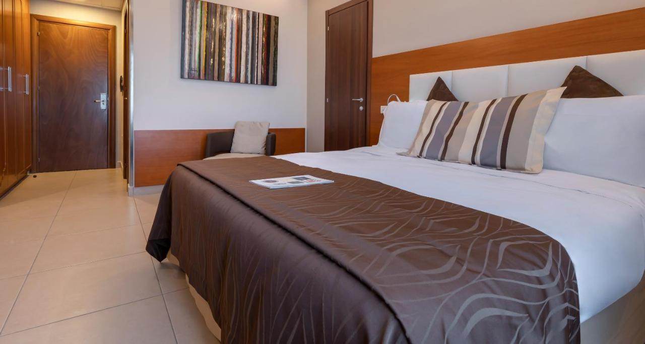 Hotel Agora Sure Hotel Collection By Best Western Lago Patria Exteriör bild