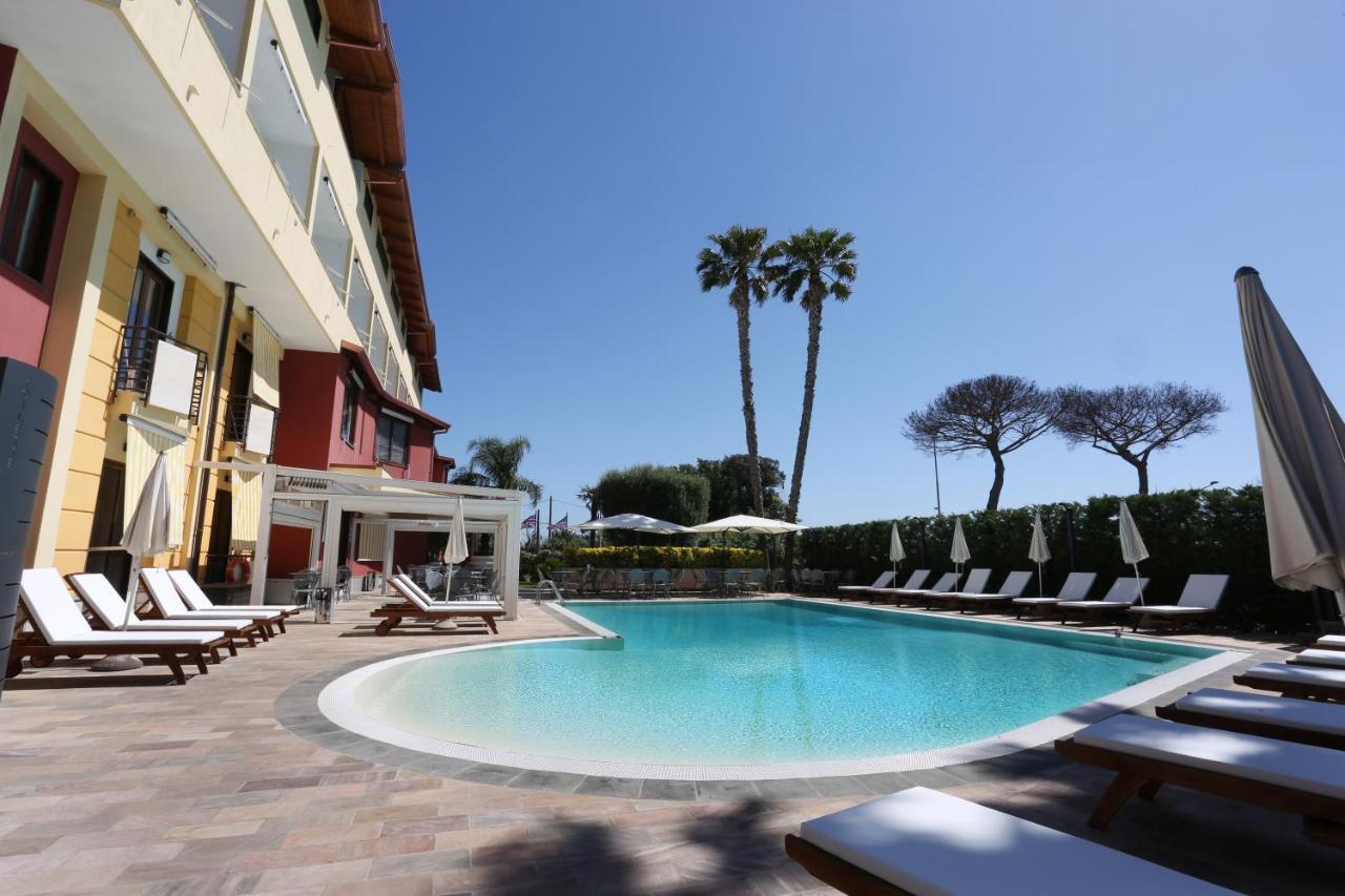 Hotel Agora Sure Hotel Collection By Best Western Lago Patria Exteriör bild