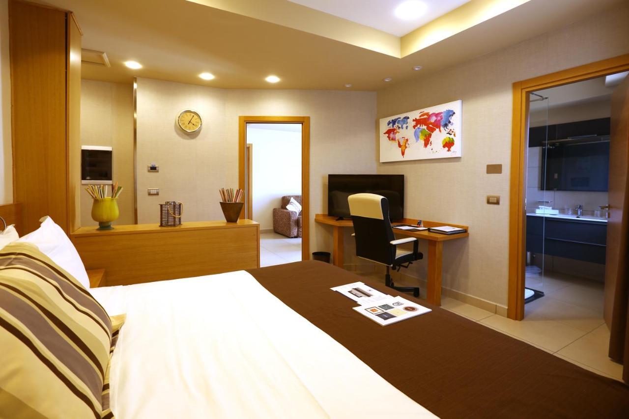 Hotel Agora Sure Hotel Collection By Best Western Lago Patria Exteriör bild