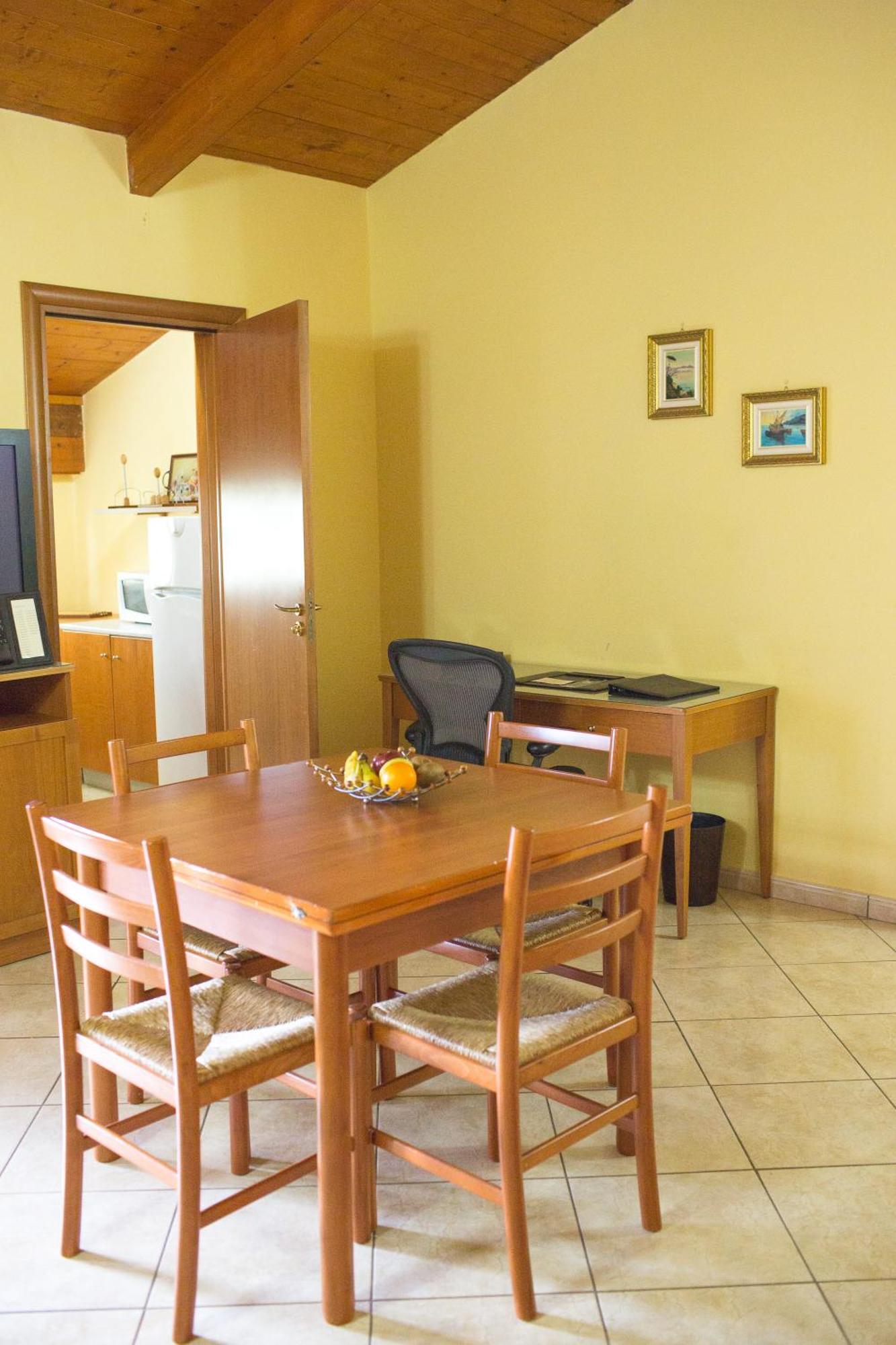 Hotel Agora Sure Hotel Collection By Best Western Lago Patria Rum bild