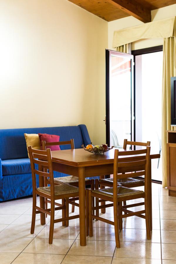 Hotel Agora Sure Hotel Collection By Best Western Lago Patria Exteriör bild
